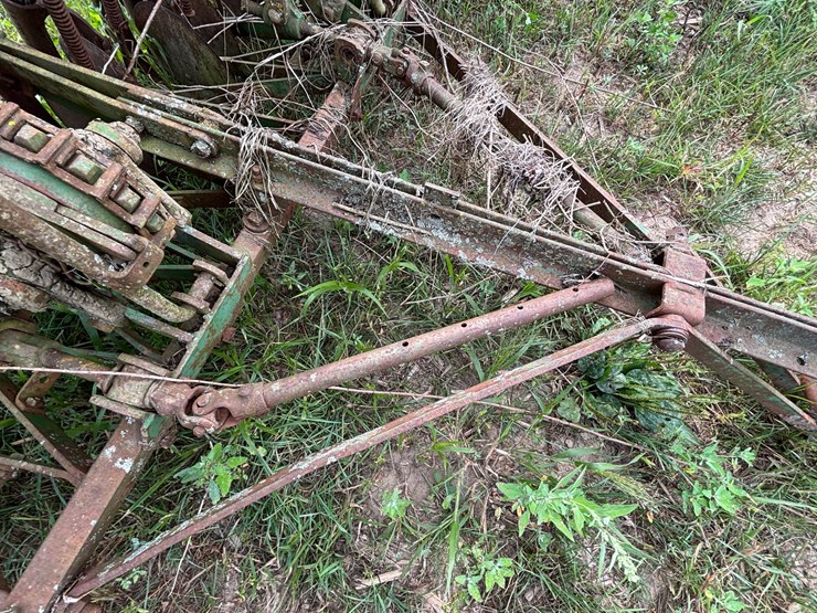 john-deere-8-image-34