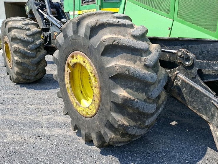 2007-deere-648g-iii-image-41