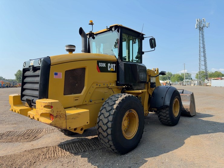 2015-caterpillar-938k-image-5