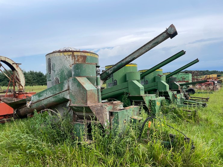 john-deere-700-image-3