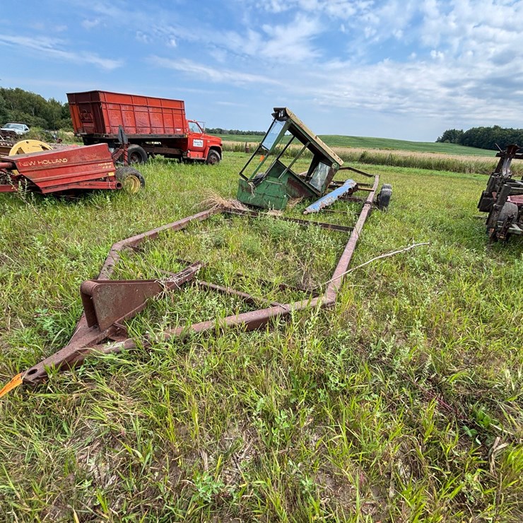 #2658 • Tandem Axle 28' Trailer Frame