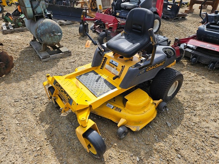#9-•-cub-cadet-time-saver-zero-turn-mower-image-1