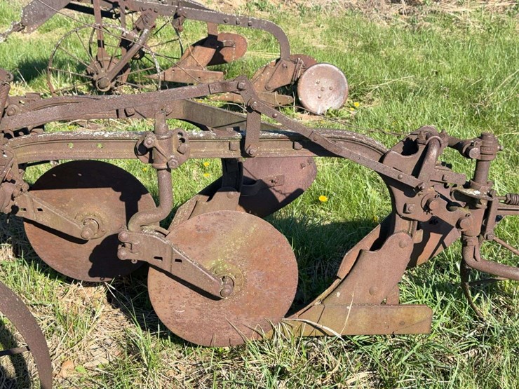 2-bottom-chain-lift-plow-image-7