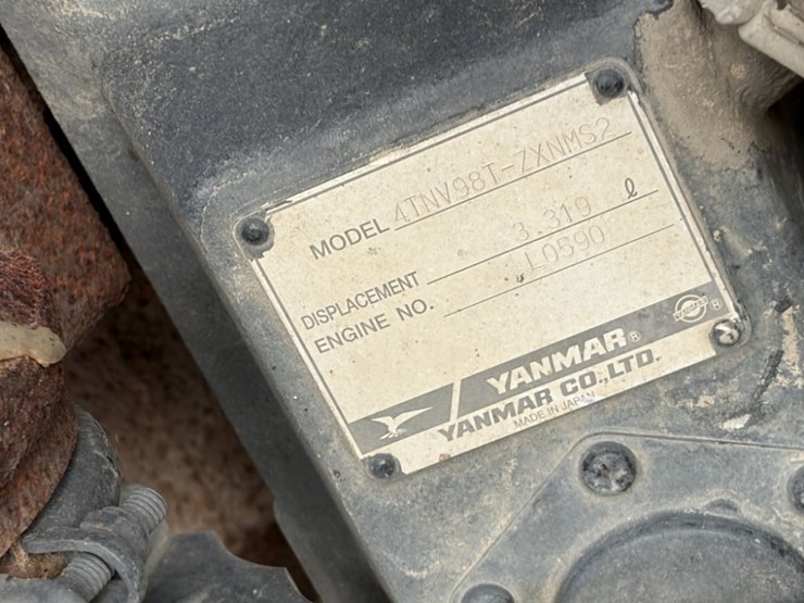 yanmar-s220r-image-17