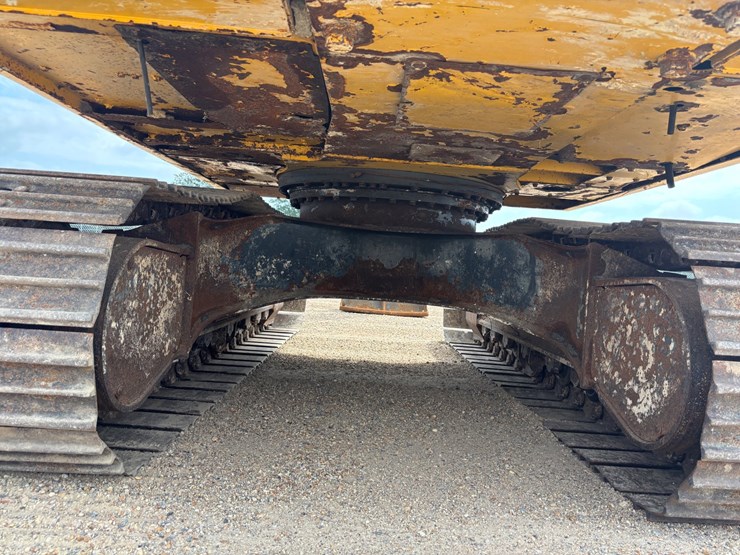2010-komatsu-pc160-lc-8-image-19