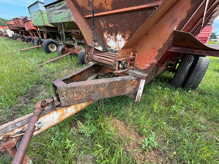 #2650-•-lime-spreader-image-22