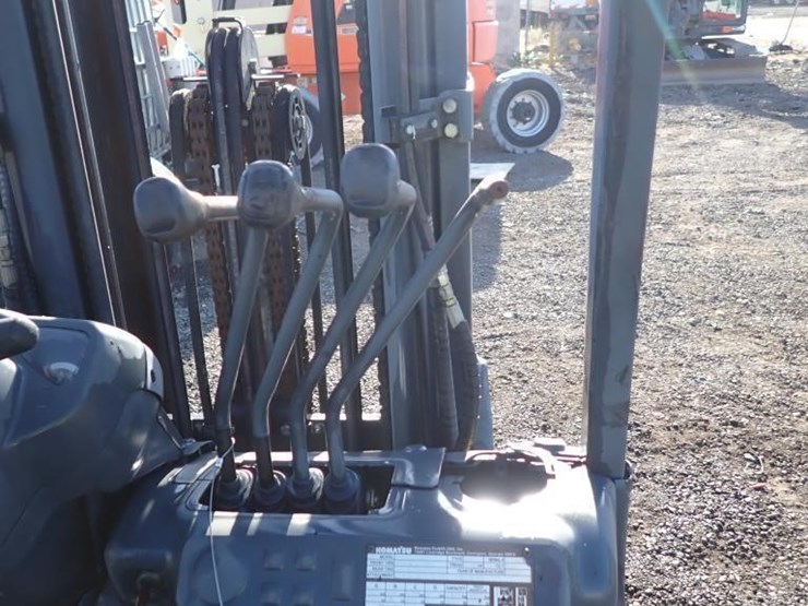 komatsu-fg25st-16-image-19