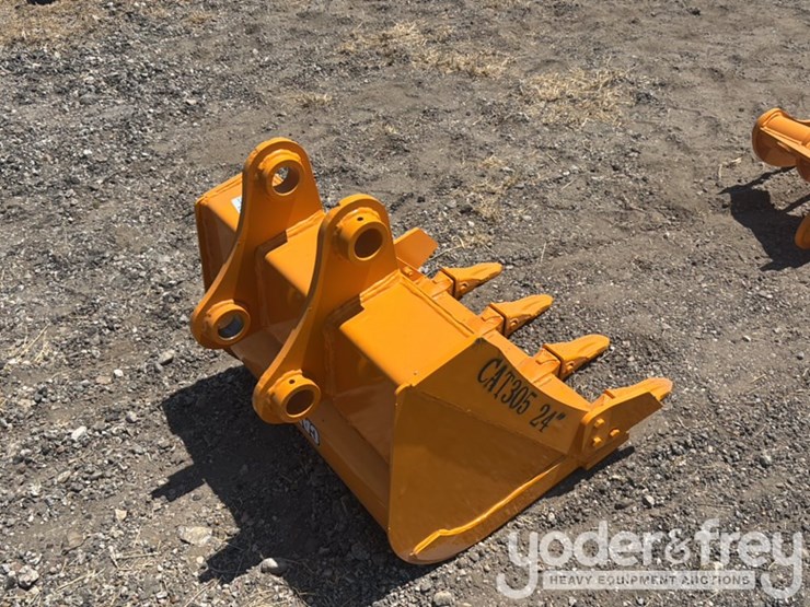 caterpillar-305-image-3