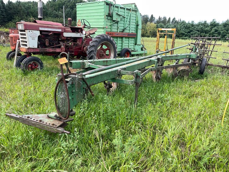 john-deere-450-image-1