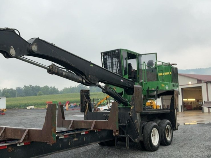 2015-deere-335d-image-3