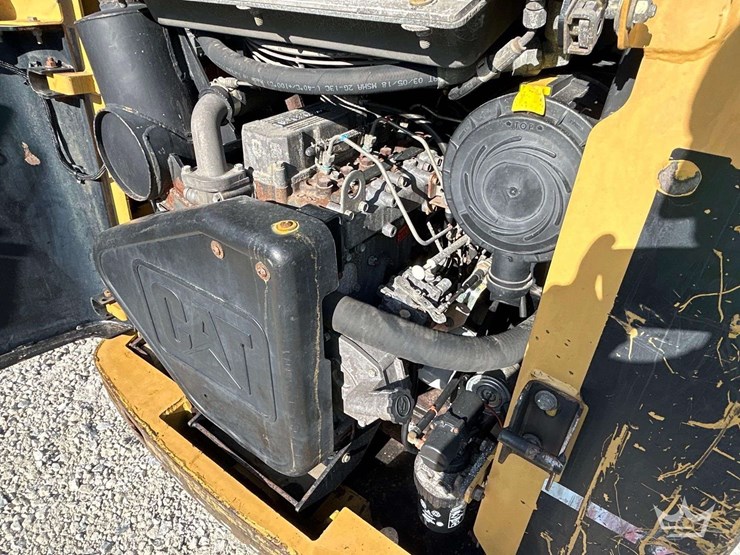 caterpillar-262b-image-8