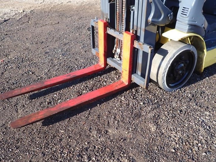 komatsu-fg25st-16-image-5