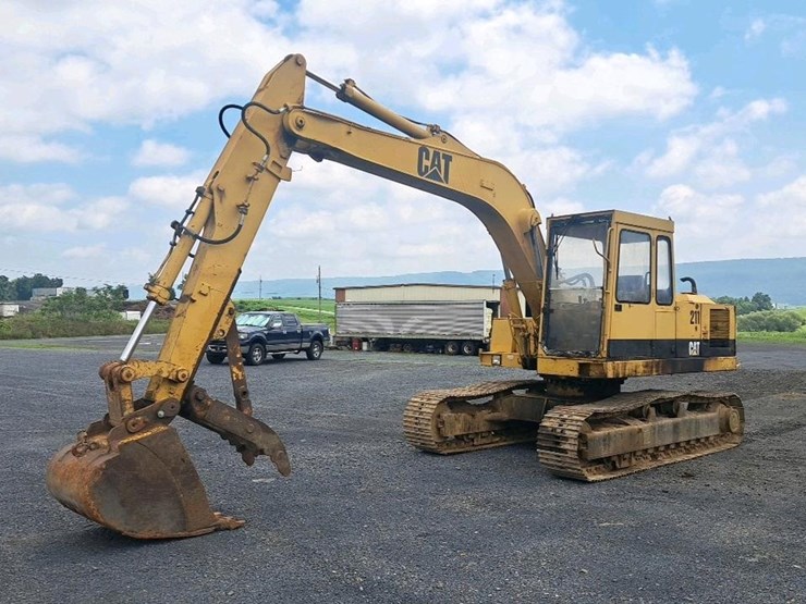 caterpillar-211-image-1