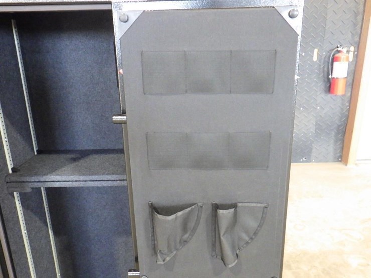 fireproof-gun-safe-14-gun-capacity-image-7