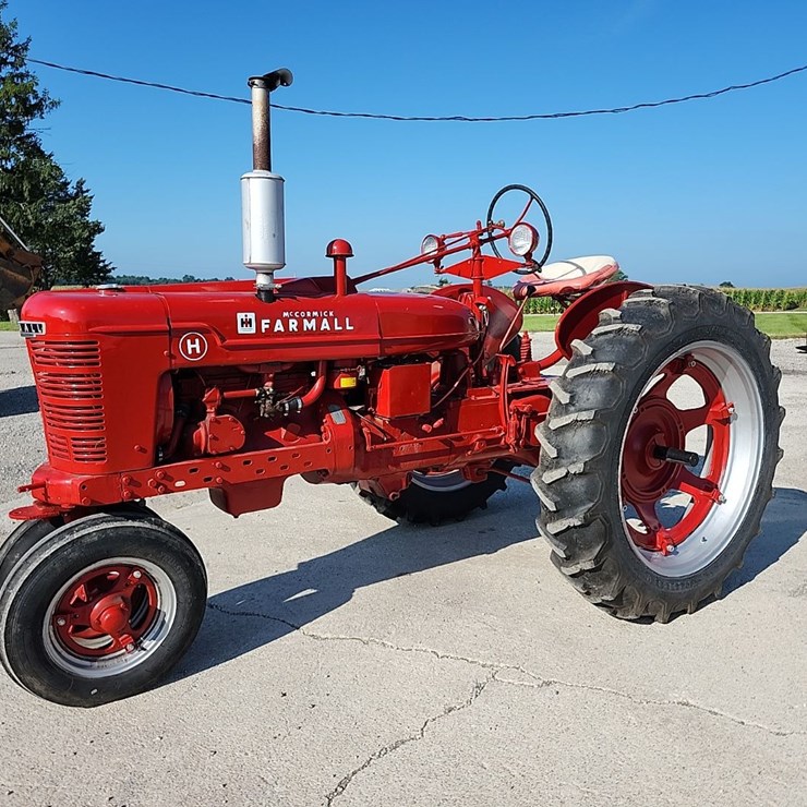 1949 Farmall H gas tractor, NF