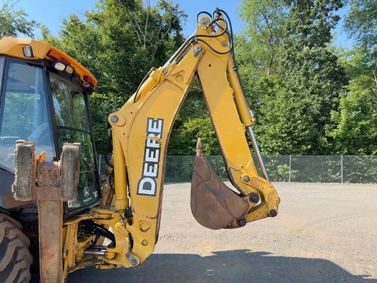 2005-deere-310sg-image-24