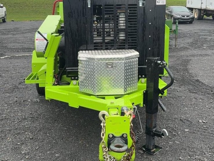#298-•-2024-dyna-vortex-v-18-brush-chipper-image-2