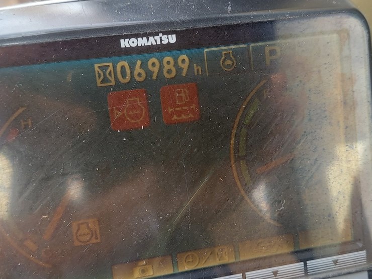 2010-komatsu-pc160-lc-8-image-10