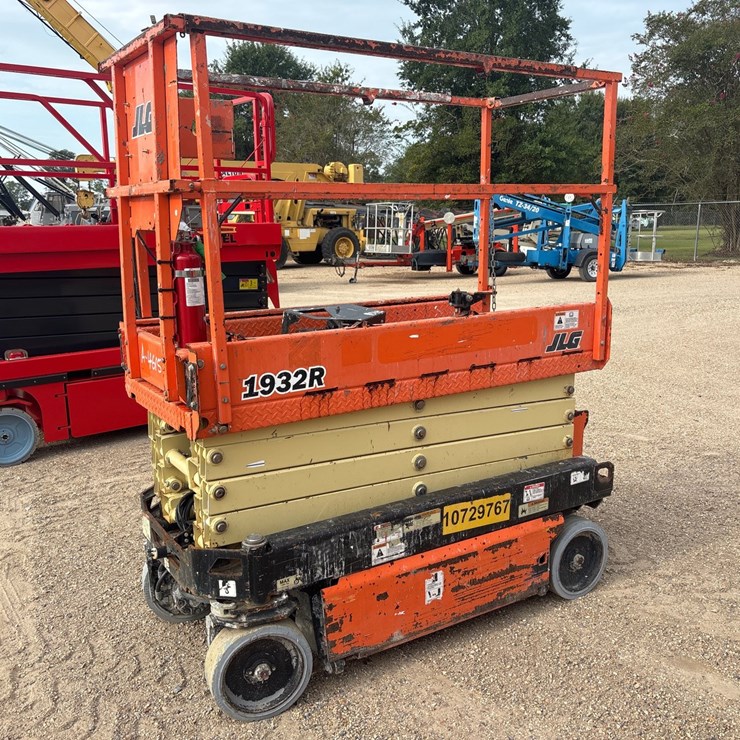 JLG 1932R