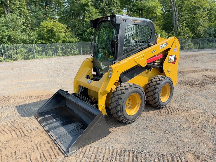 2020-caterpillar-236d3-image-1