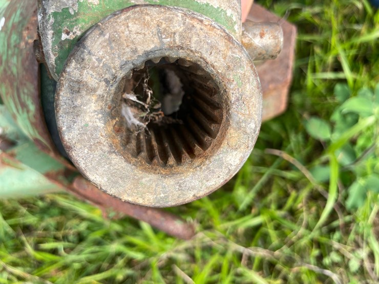 john-deere-700-image-10