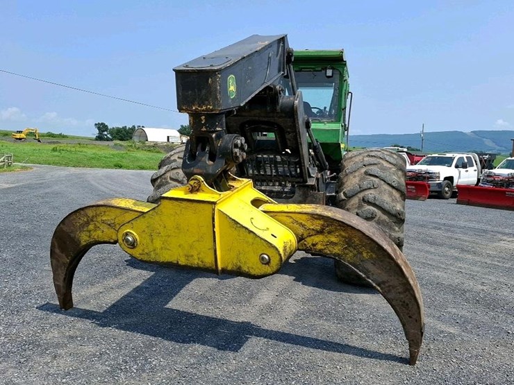 2007-deere-648g-iii-image-23