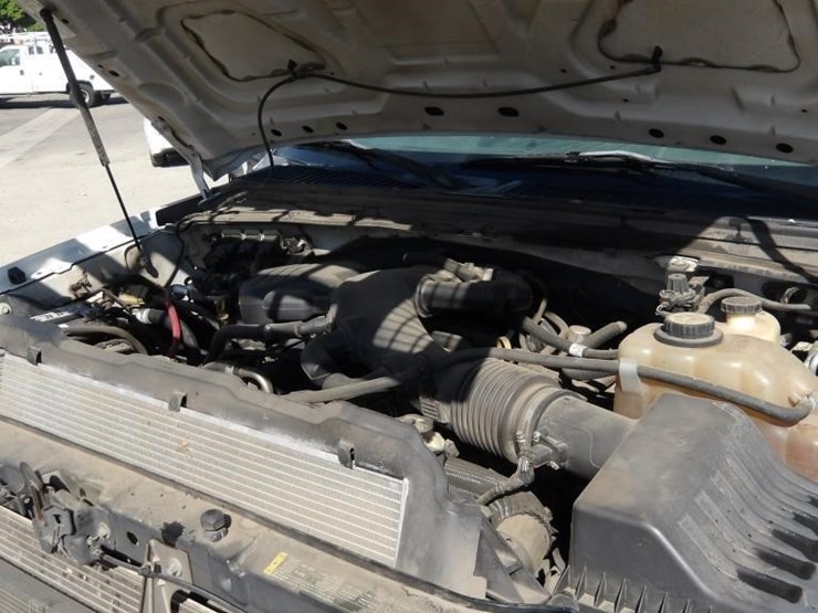 2008-ford-f550-image-14