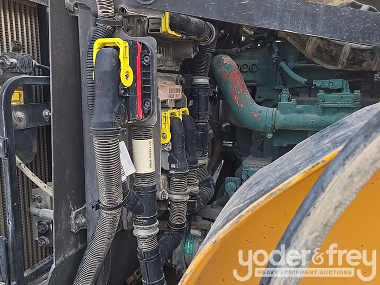2018-volvo-l110h-image-56