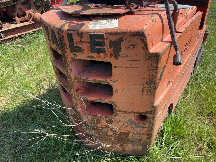 yale-forklift-image-28