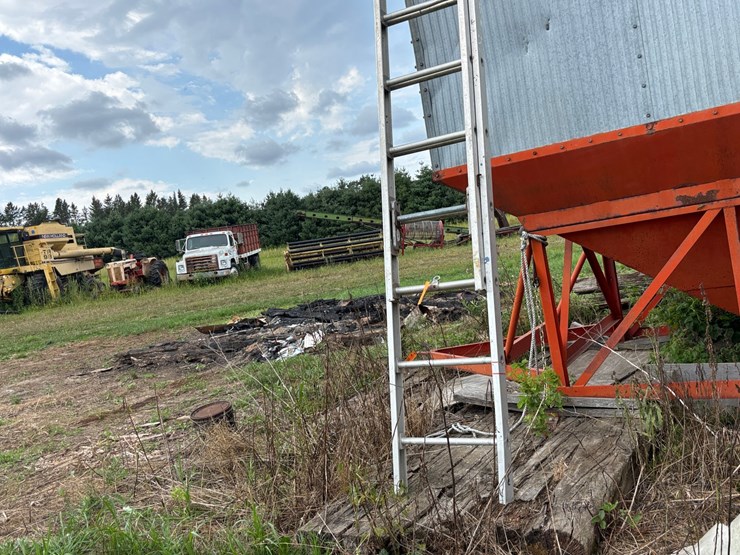 #2587-•-aluminum-extension-ladder-image-5