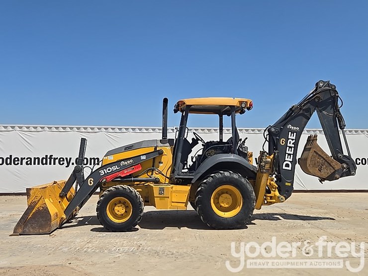 2019-deere-310sl-image-2