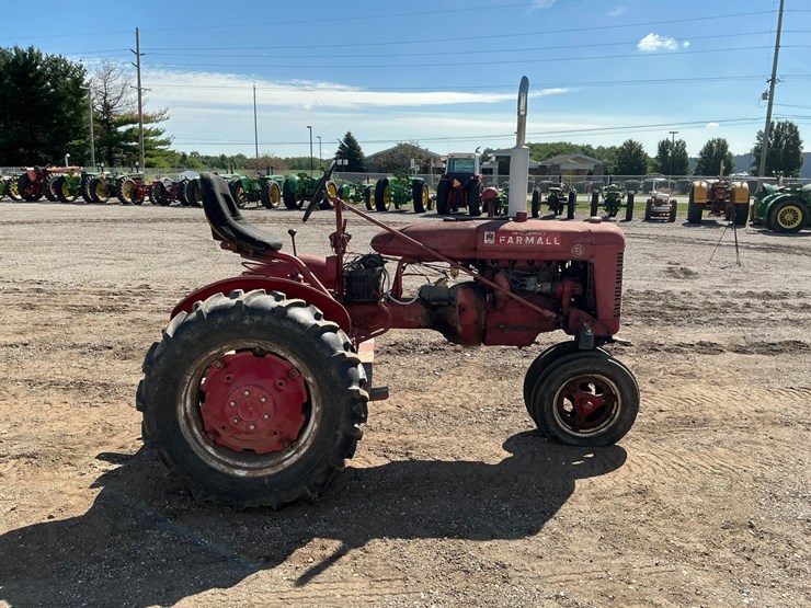 1946-case-ih-farmall-b-image-6