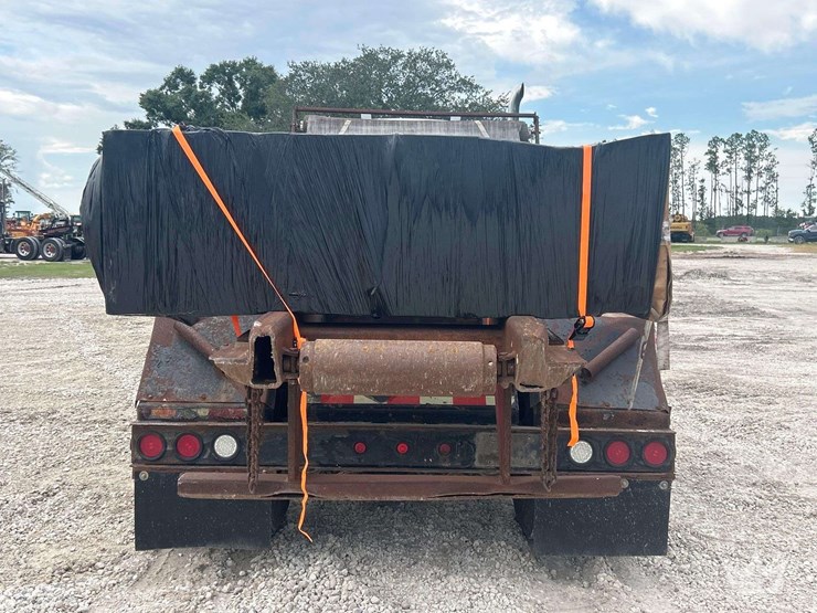 2007-sterling-l9500-image-42