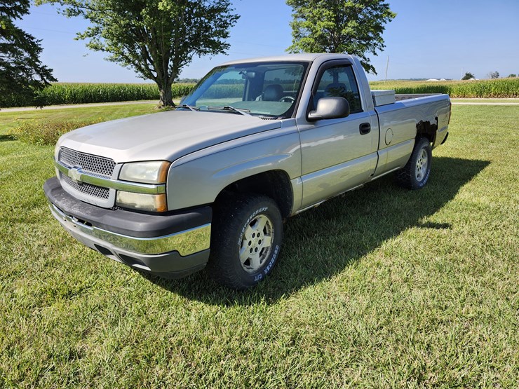 2005-chevrolet-1500-image-1