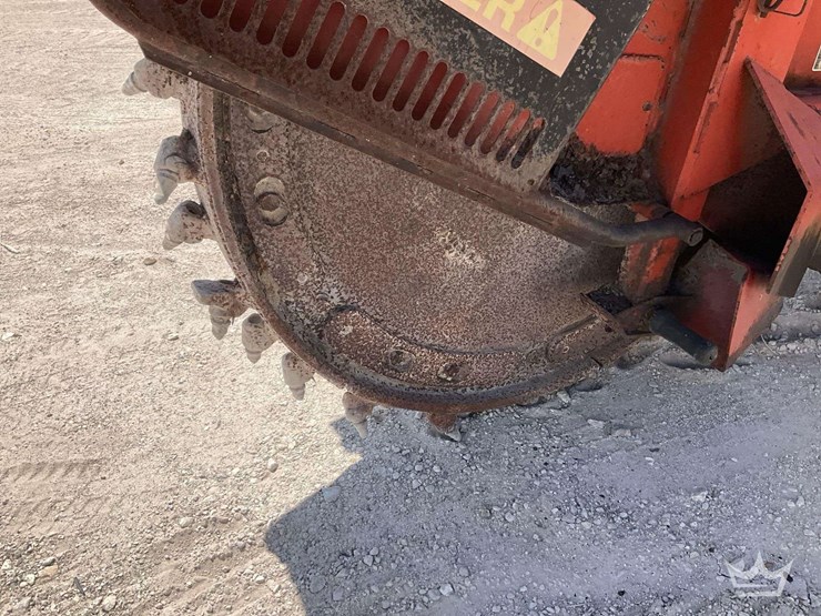 ditch-witch-350sxdd-image-22