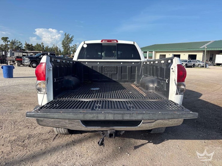 2008-toyota-tundra-image-11