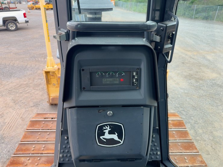 2018-john-deere-2018-image-39