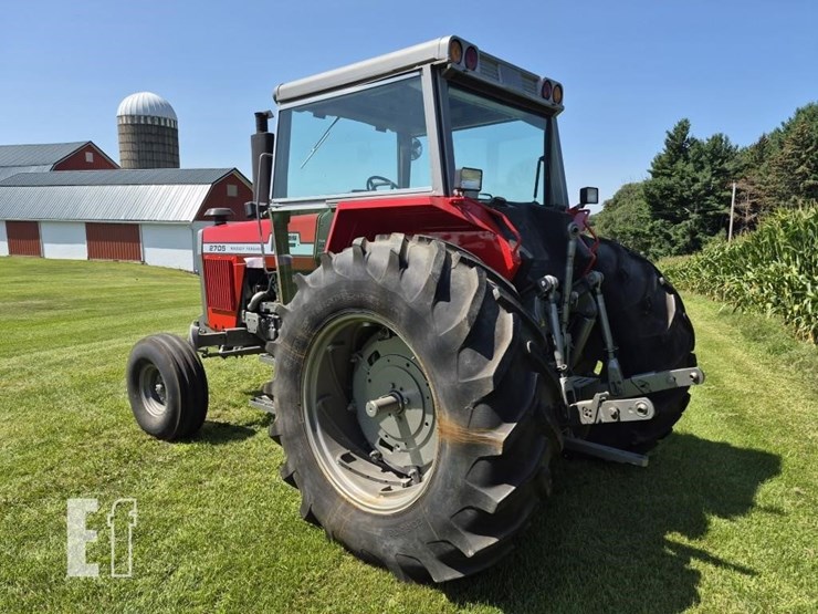 massey-ferguson-2705-image-2