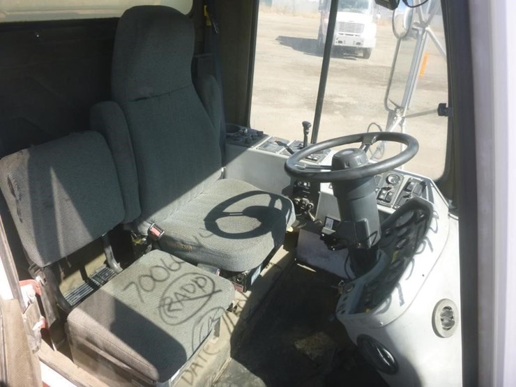 2013-global-m4-sweeper-image-15