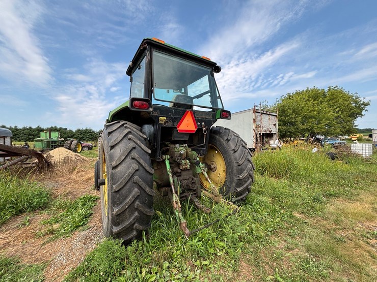 john-deere-4450-image-9
