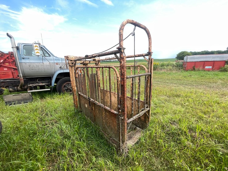 #2635-•-for-most-a-25-portable-head-chute-image-5