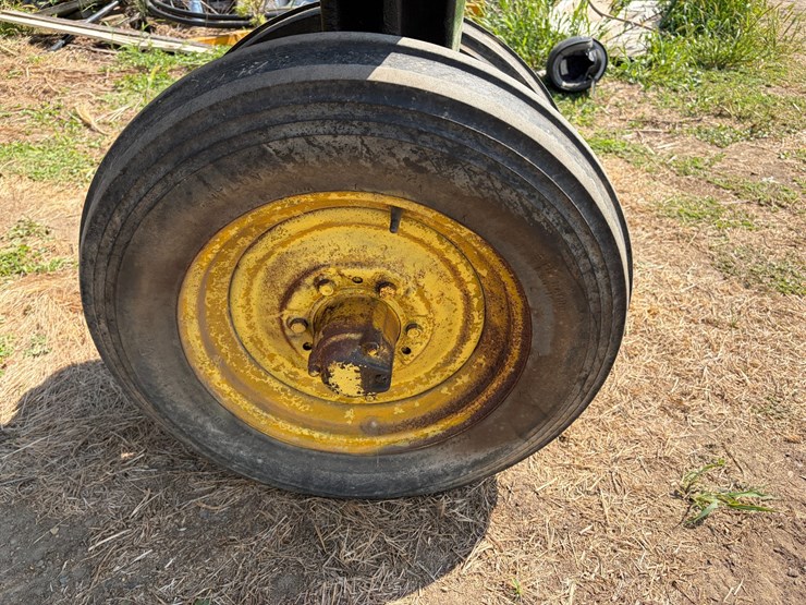 john-deere-60-image-47