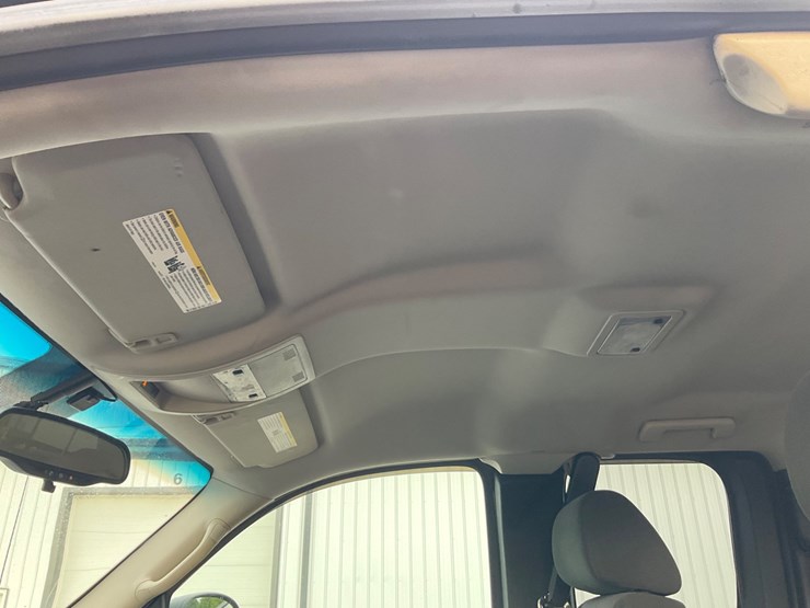#2052-•-2010-chevrolet-silverado-4x4-pickup-truck-image-94