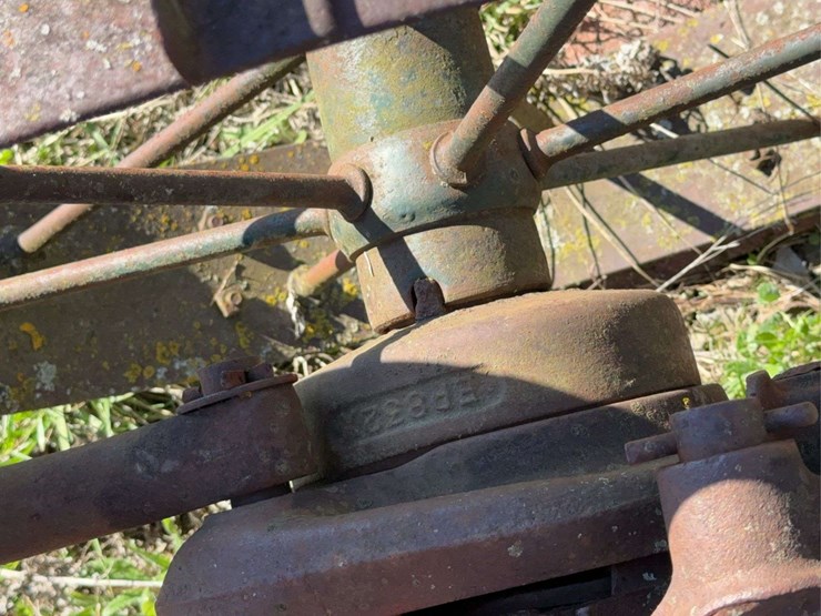 oliver-four-bottom-plow-image-14