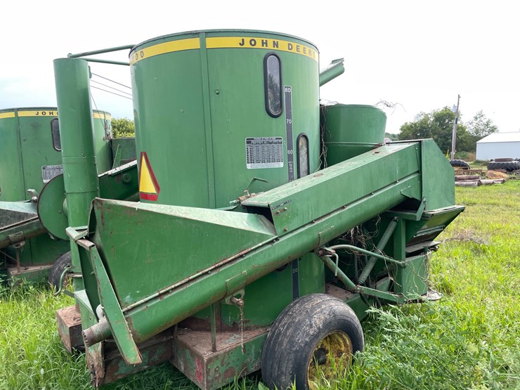 john-deere-700-image-4