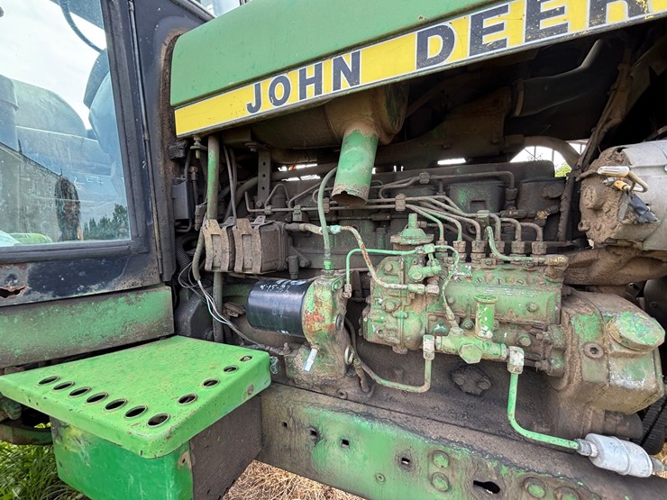 john-deere-4450-image-40