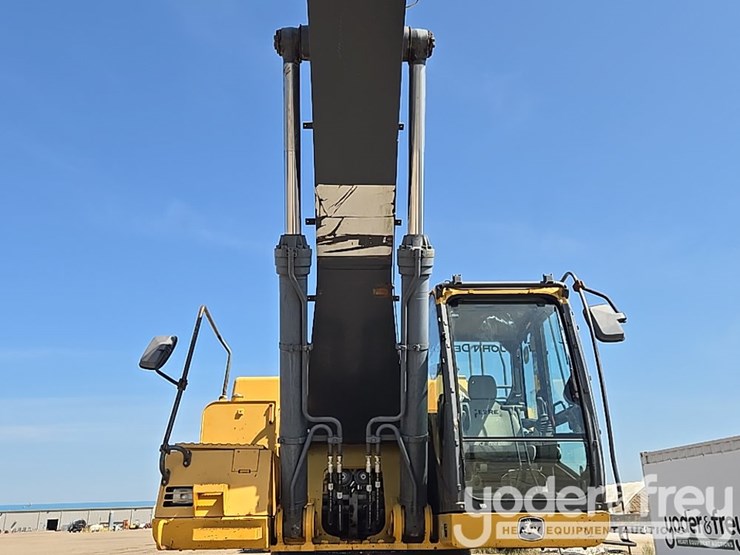 2011-deere-450d-lc-image-25