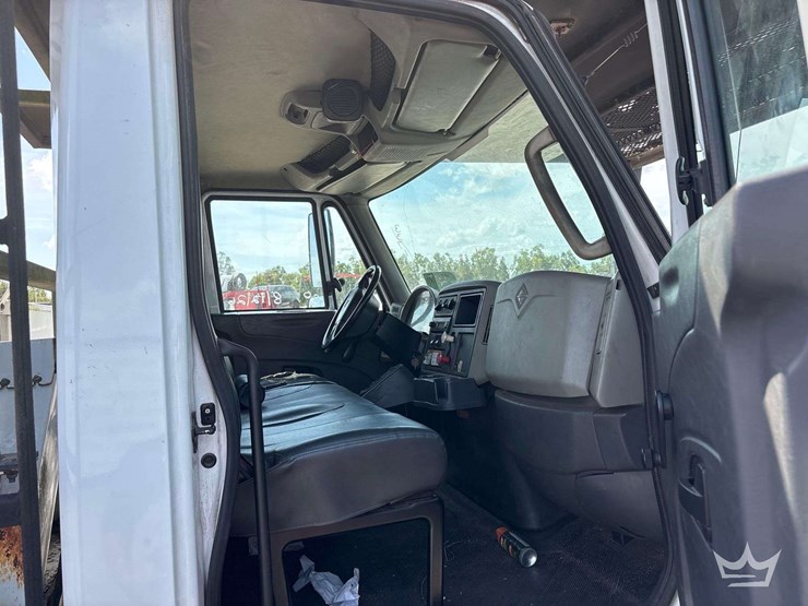2012-international-durastar-4300-image-34