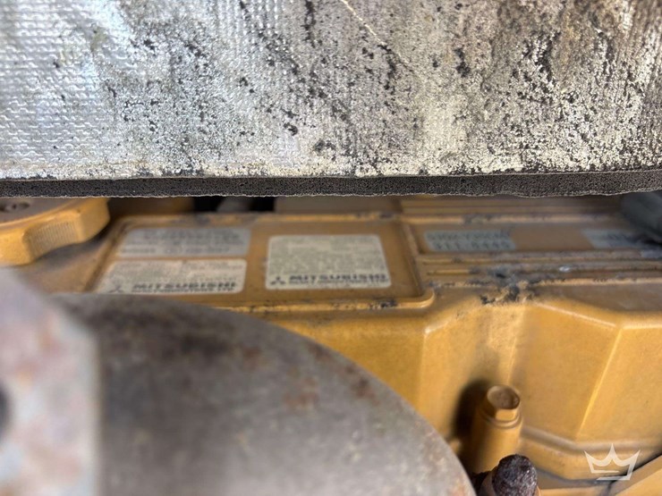 2010-caterpillar-303c-cr-mini-excavator-image-13