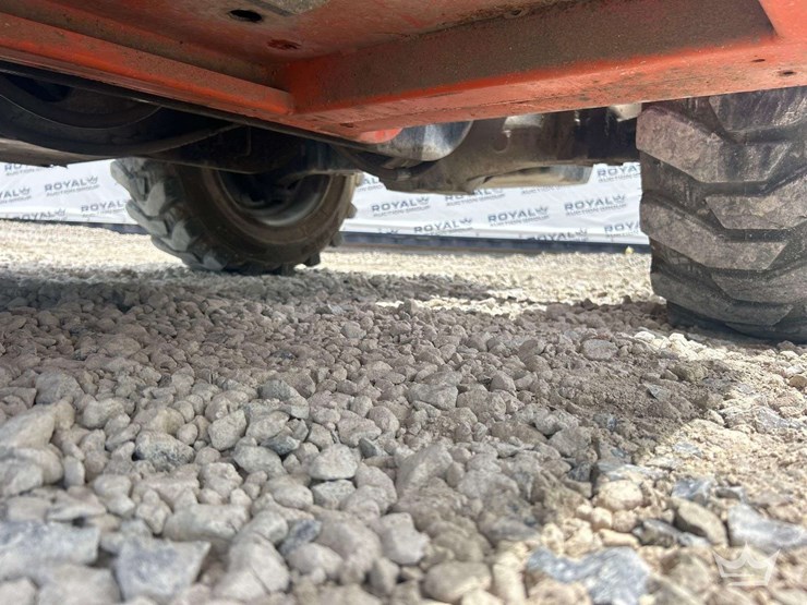 2018-jlg-g5-18a-image-30
